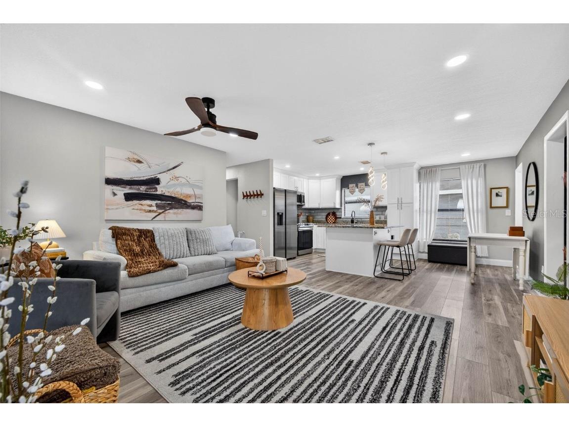 6501 Livingston Avenue N Saint Petersburg FL 33702 TB8453506 image2