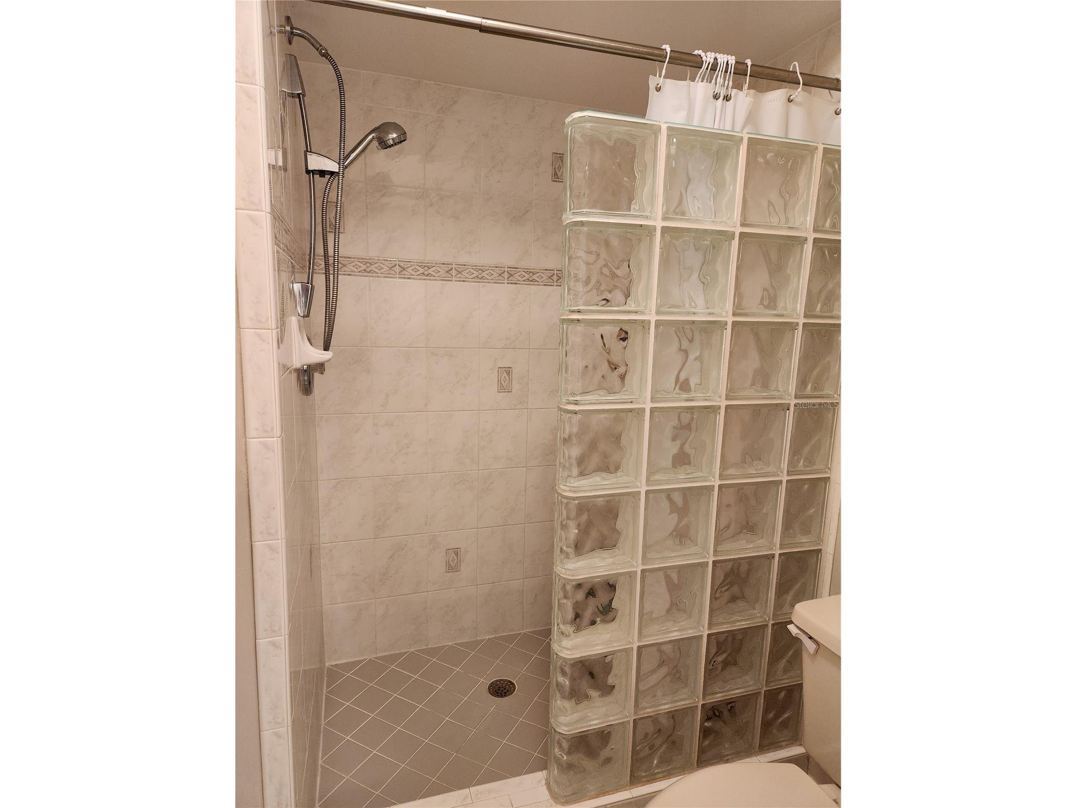 6501 Stone River Road #303 Bradenton FL 34203 A4690341 image9