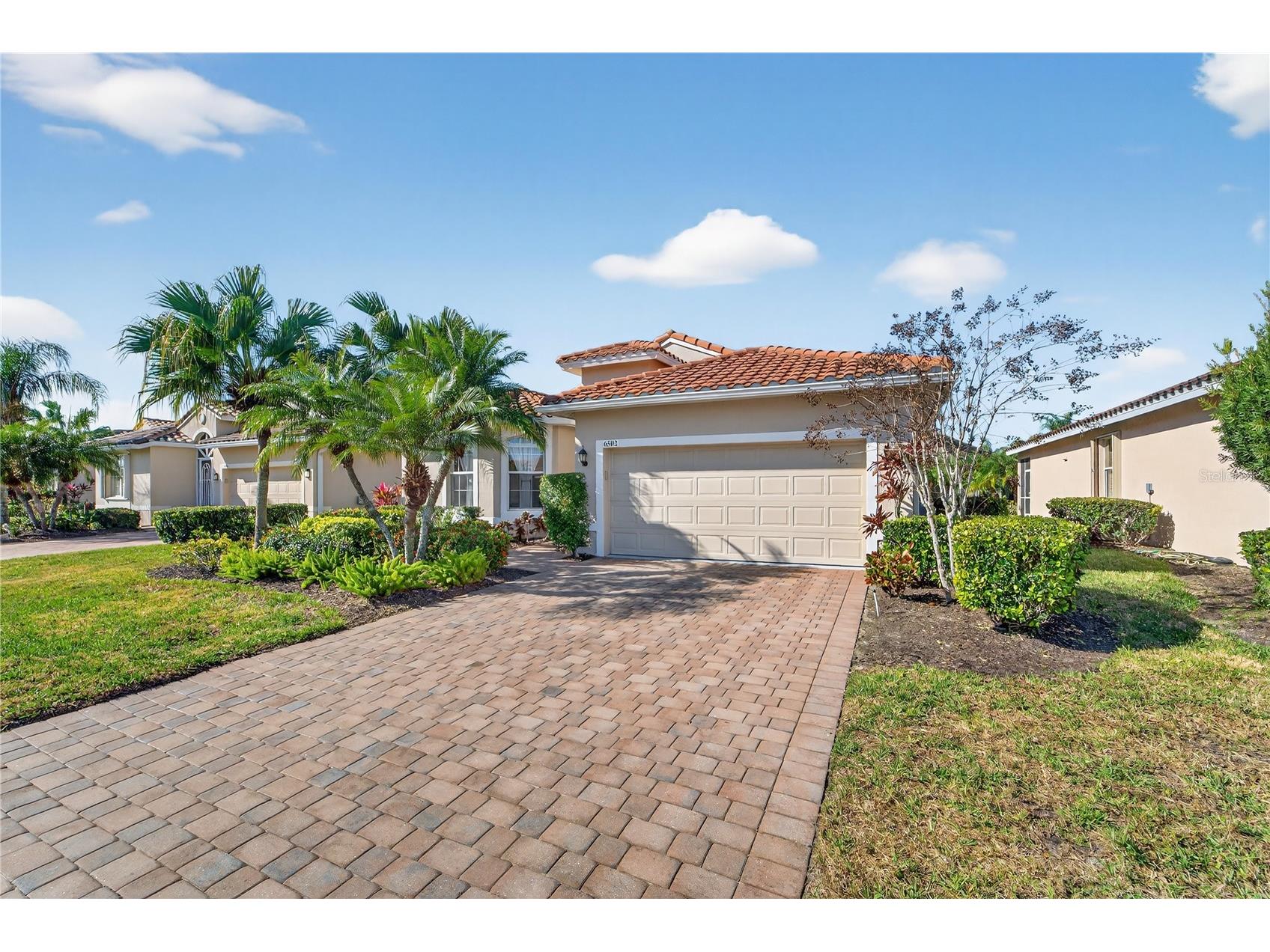 6502 42nd Street E Sarasota FL 34243 A4676971 image2