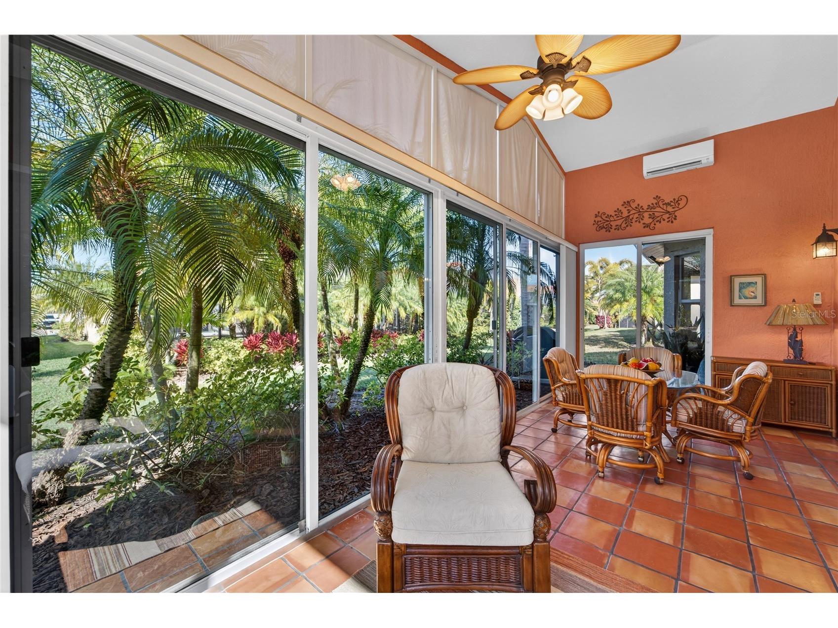 6502 42nd Street E Sarasota FL 34243 A4676971 image5