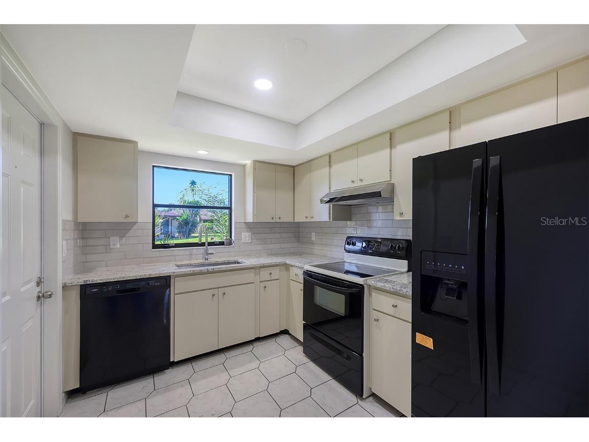 6502 Heritage Lane Bradenton FL 34209 A4667807 image5