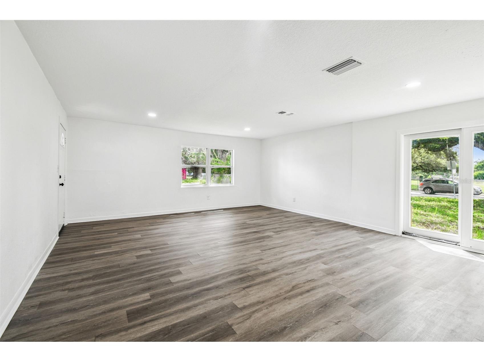 6502 N 31st Street Tampa FL 33610 TB8509362 image18