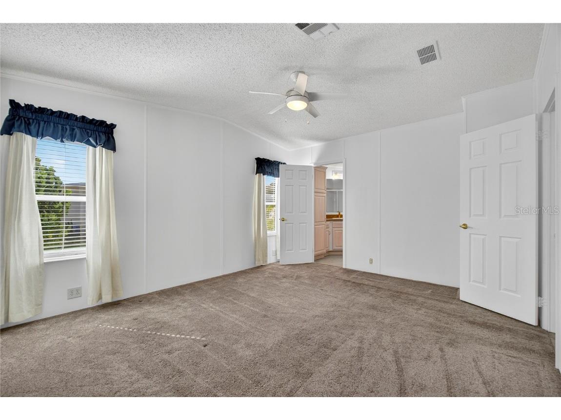 6502 Oak Hammock Lane Winter Haven FL 33884 P4936840 image12