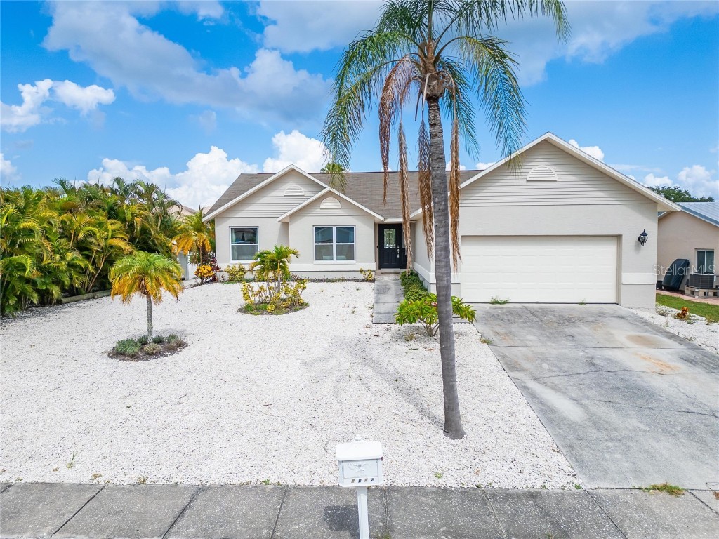 6502 Senegal Palm Way Apollo Beach FL 33572 - Canal T3539150 image1