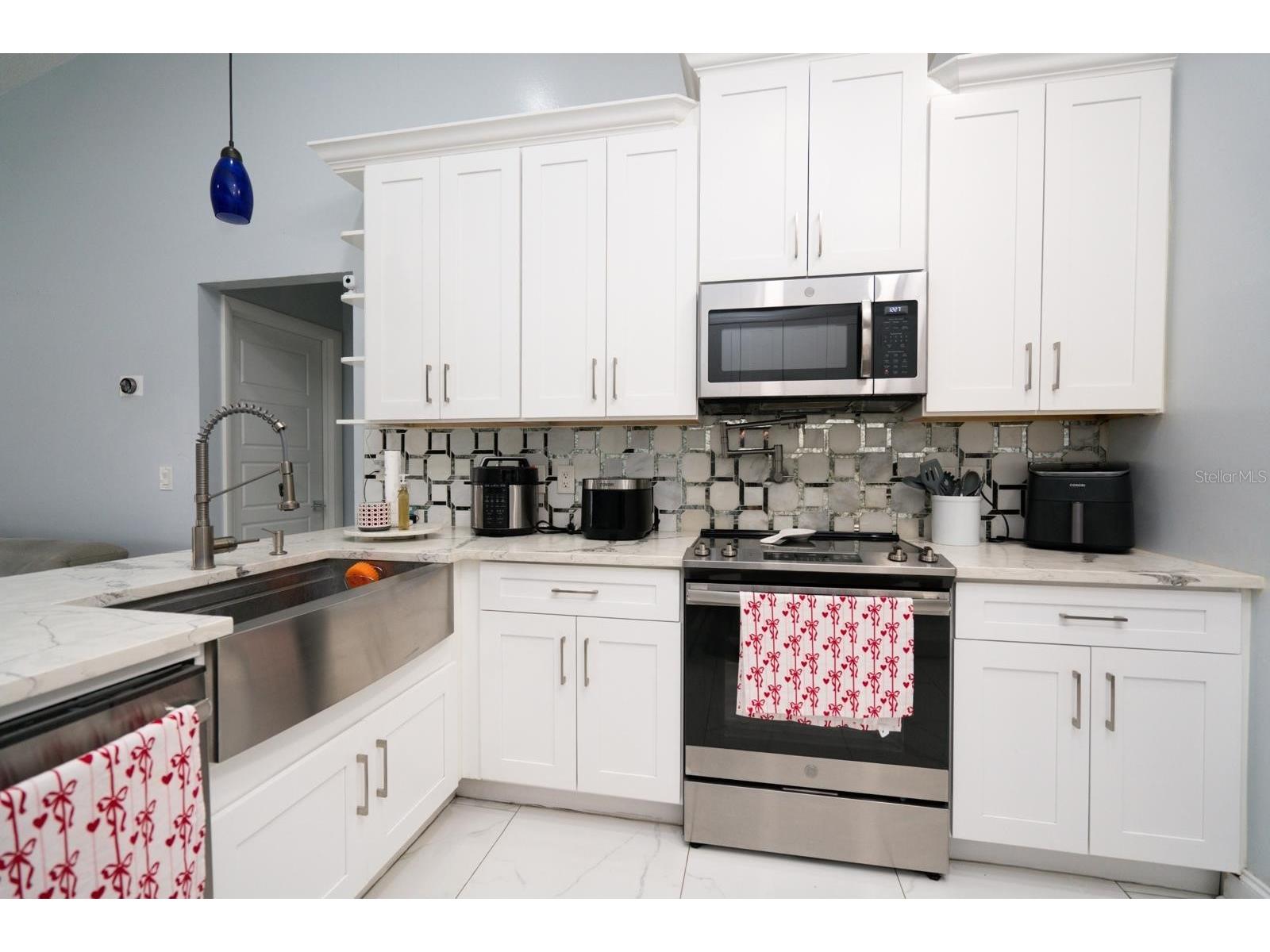 6502 Yellowhammer Avenue Tampa FL 33625 TB8470755 image10