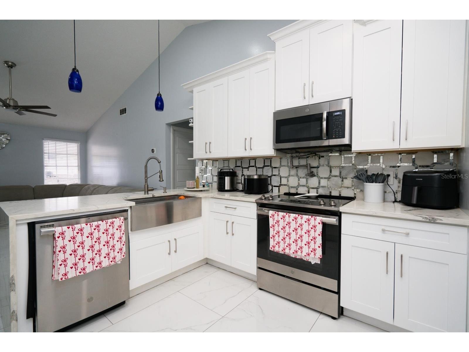 6502 Yellowhammer Avenue Tampa FL 33625 TB8470755 image11