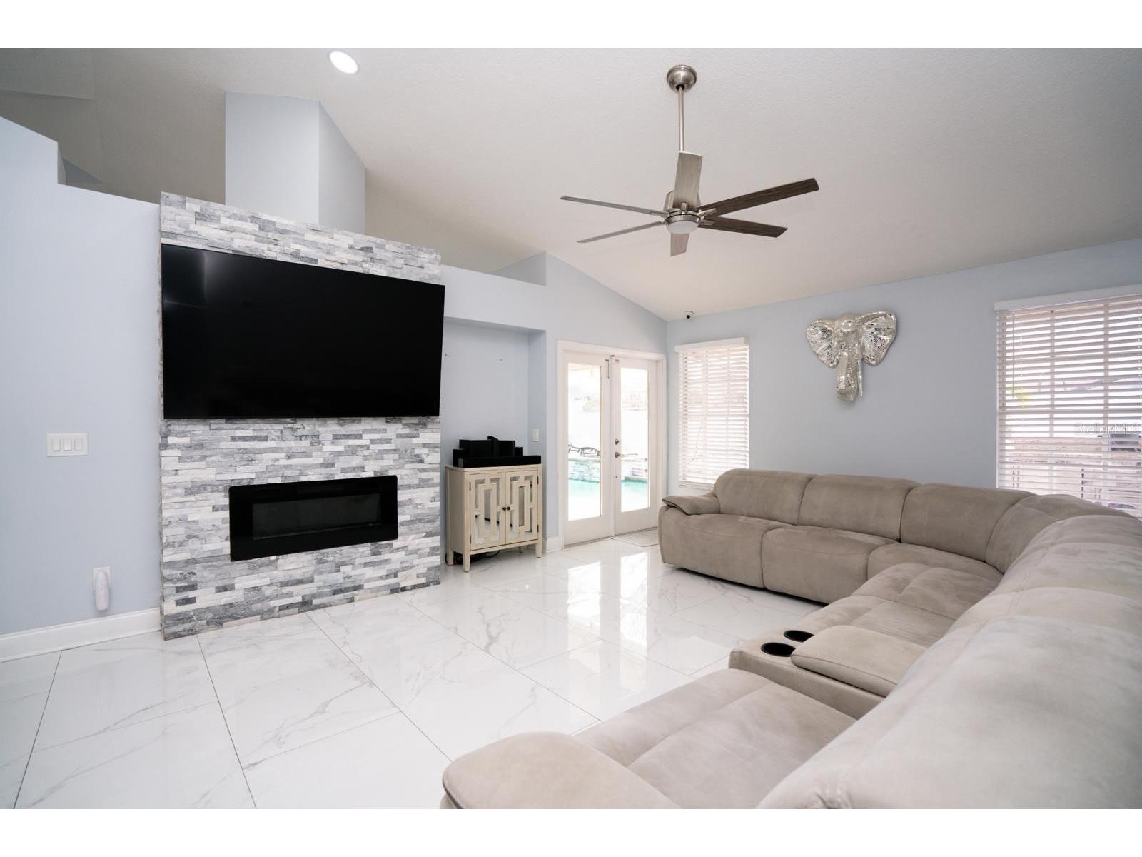 6502 Yellowhammer Avenue Tampa FL 33625 TB8470755 image6
