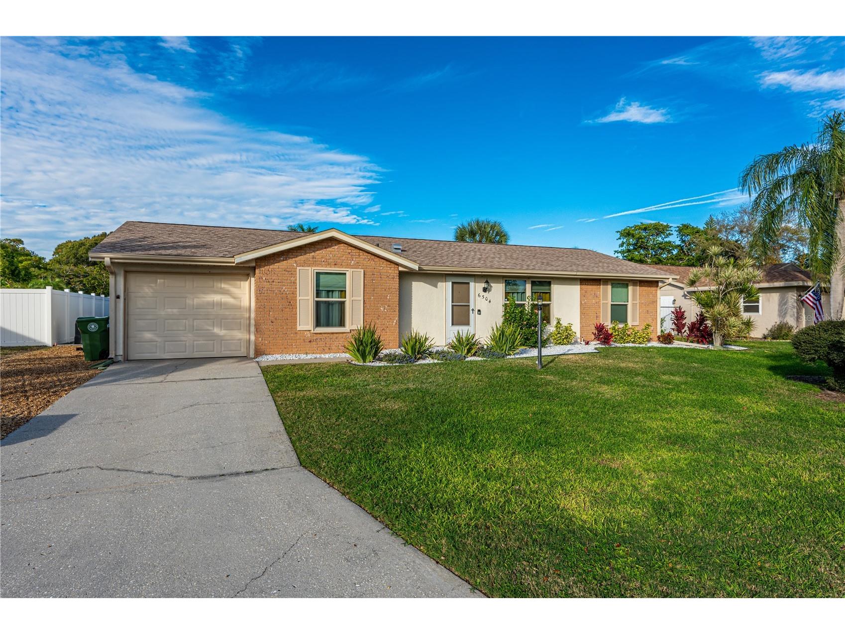 6504 39th Avenue W Bradenton FL 34209 A4680851 image1