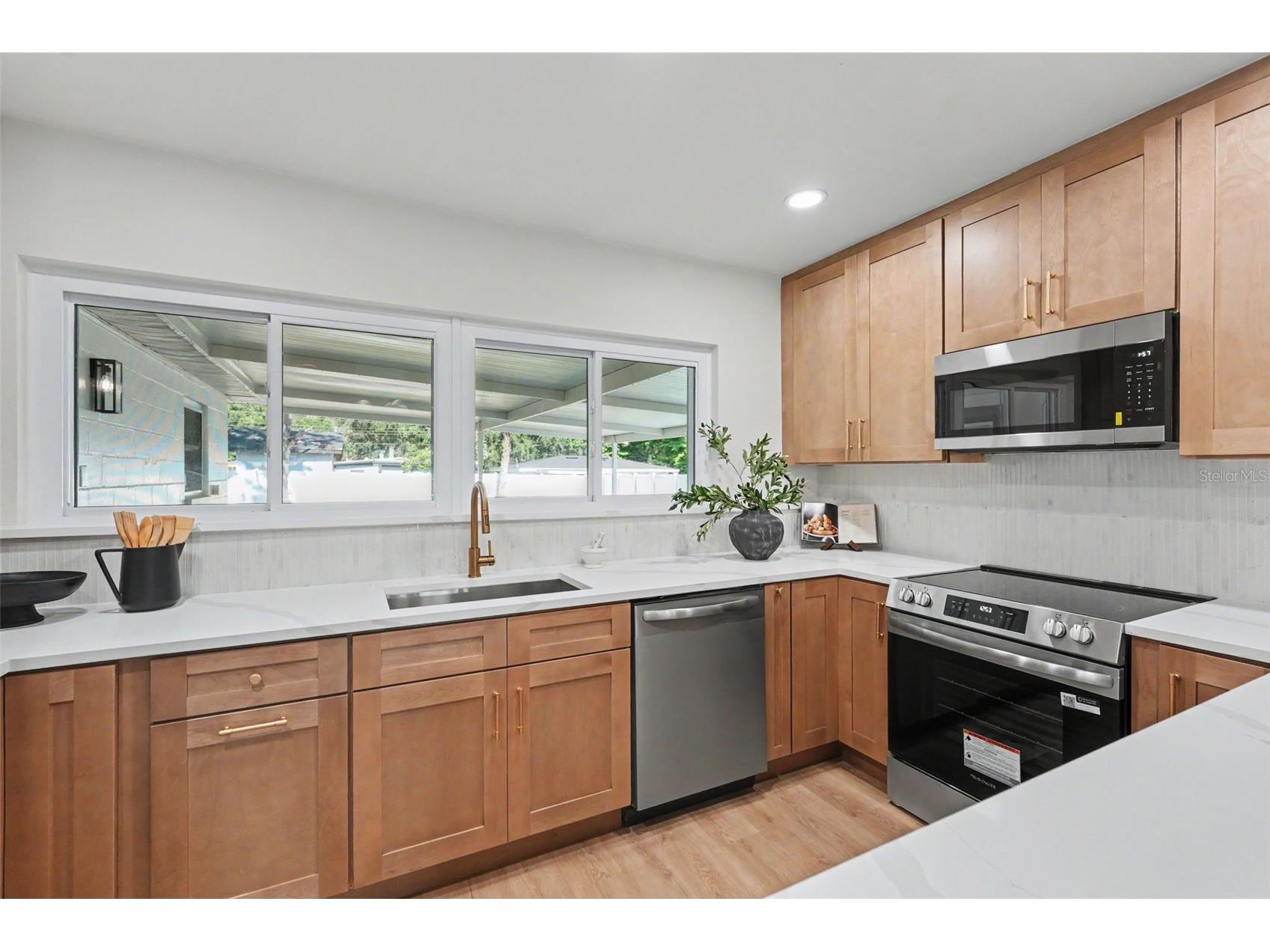 6504 N 20th Street Tampa FL 33610 TB8525442 image10