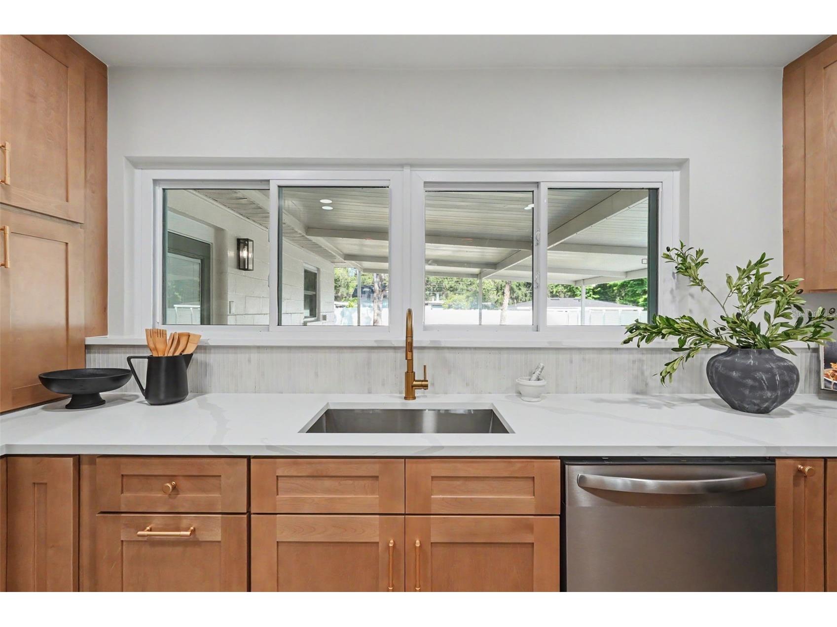6504 N 20th Street Tampa FL 33610 TB8525442 image12