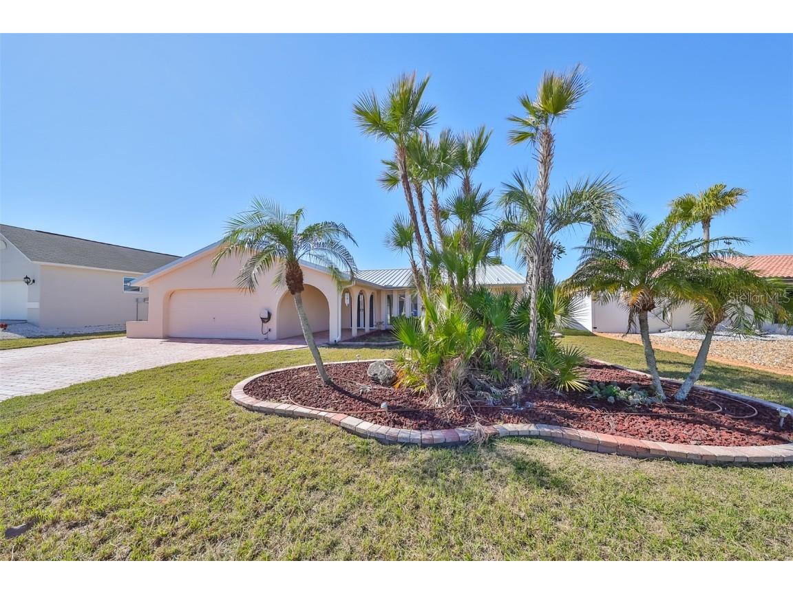 6504 Senegal Palm Way Apollo Beach FL 33572 - SOLITAIRE CANAL T3503594 image1