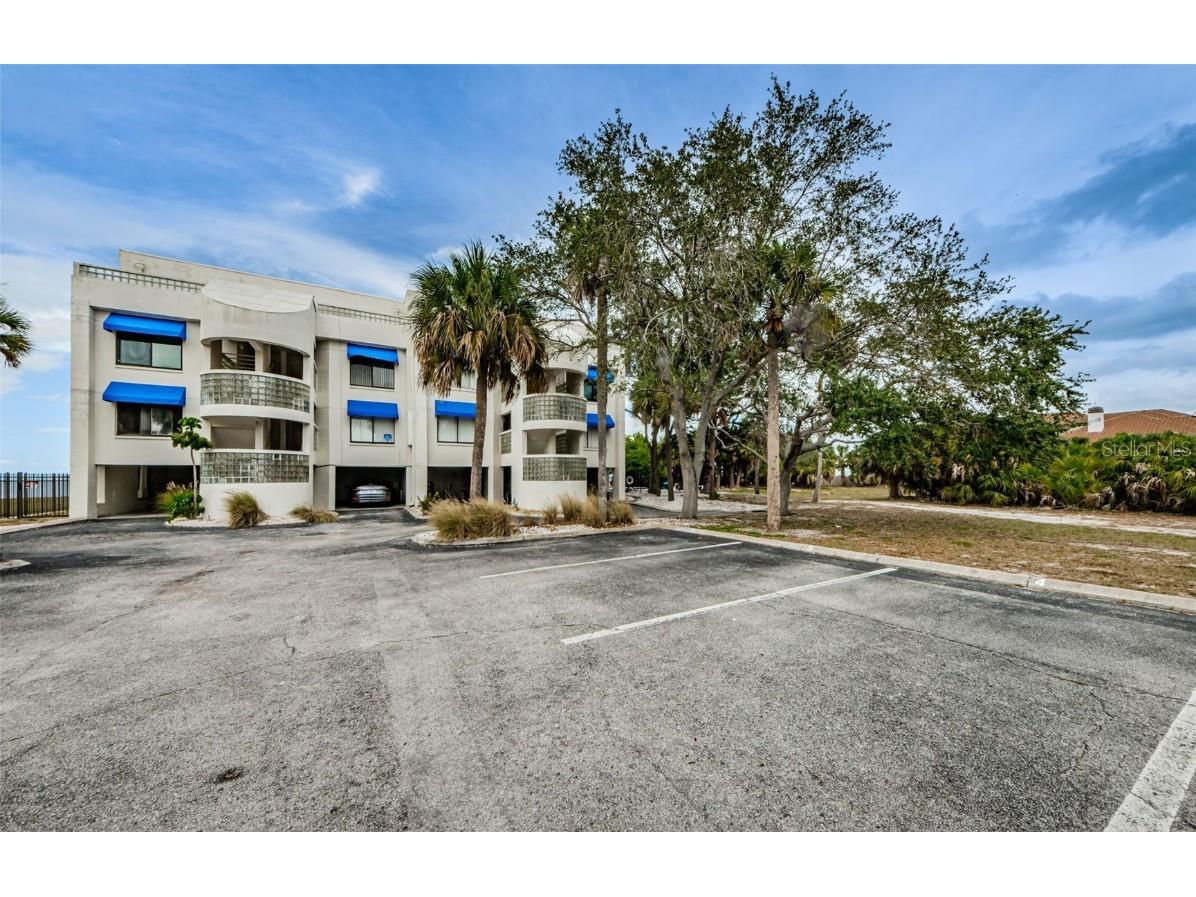 6504 Surfside Boulevard #4 Apollo Beach FL 33572 U8224362 image1
