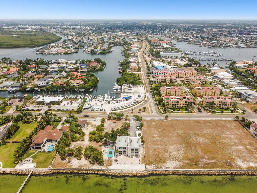 6504 Surfside Boulevard 8, Apollo Beach, FL, 33572 MLS T3532364