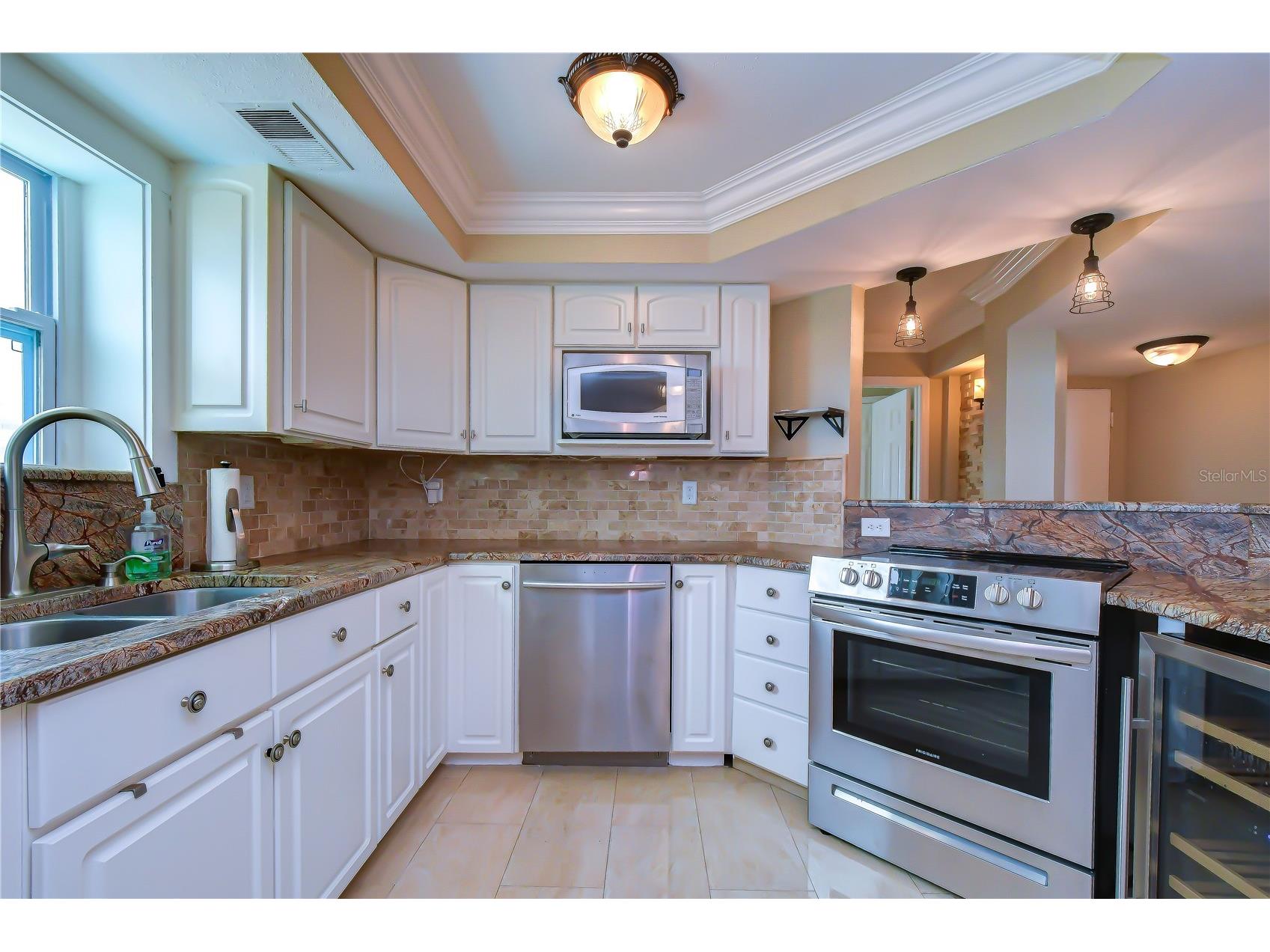 6504 Surfside Boulevard #8 Apollo Beach FL 33572 - TAMPA BAY TB8523282 image8