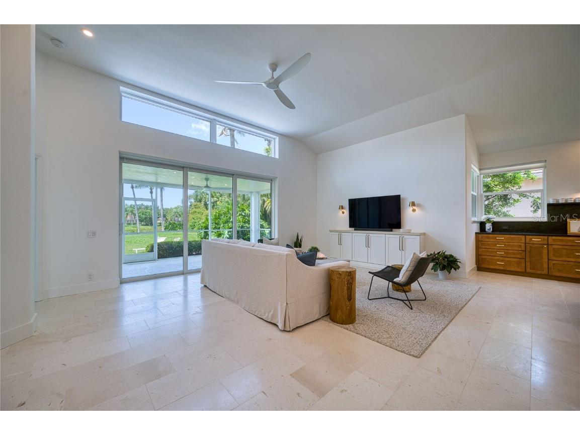 6504 Virginia Crossing University Park FL 34201 O6347702 image16