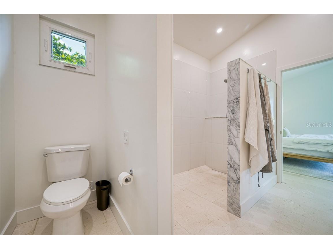 6504 Virginia Crossing University Park FL 34201 O6347702 image33