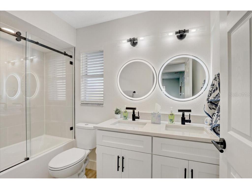 6505 64th Lane E Palmetto FL 34221 TB8520923 image19
