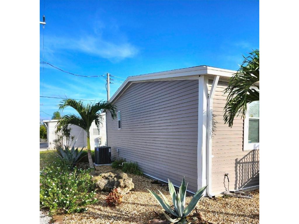 6505 Arizona Street Bradenton FL 34207 - SARASOTA BAY A4673969 image4