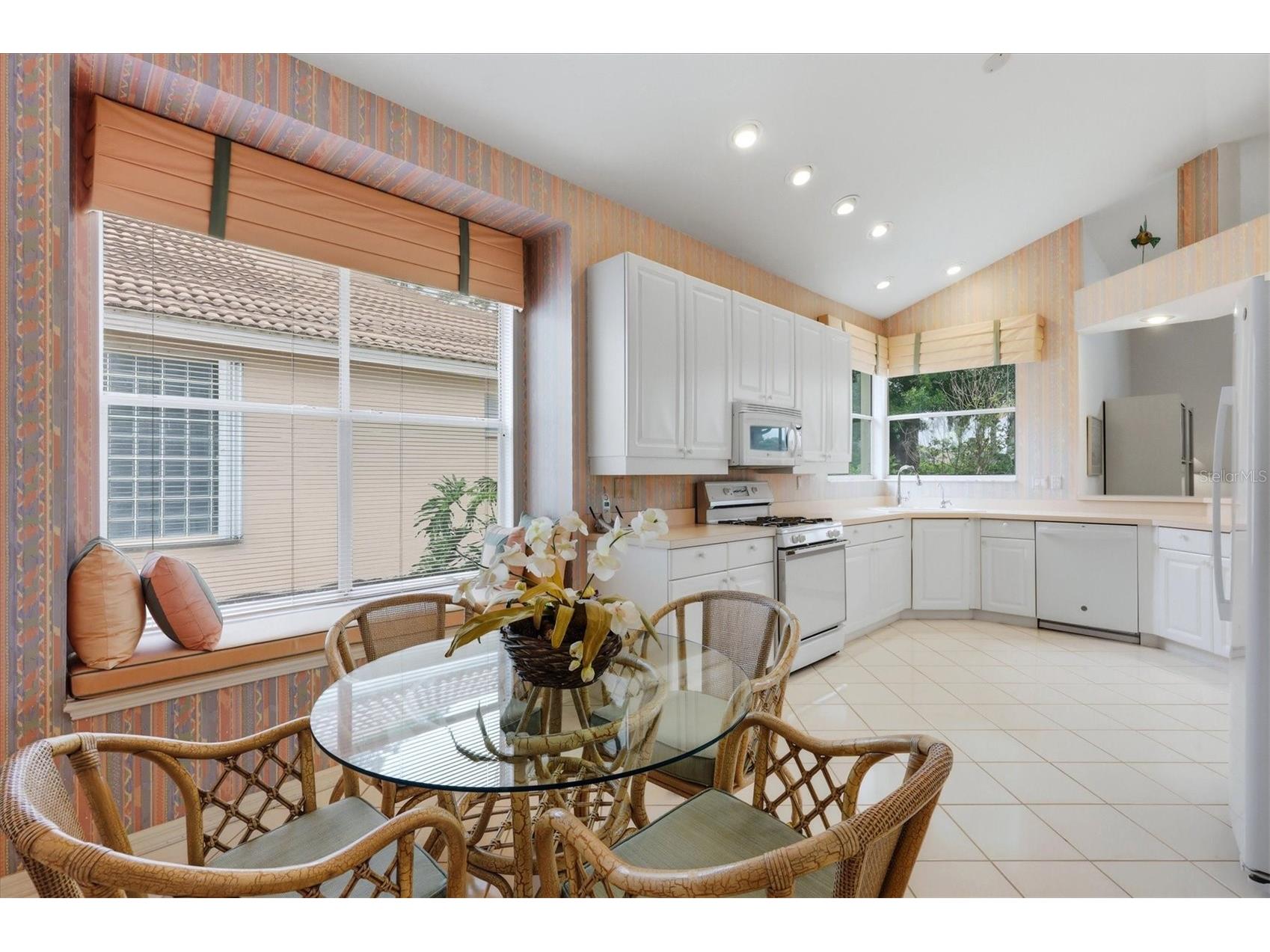 6505 Berkshire Place University Park FL 34201 A4688908 image10