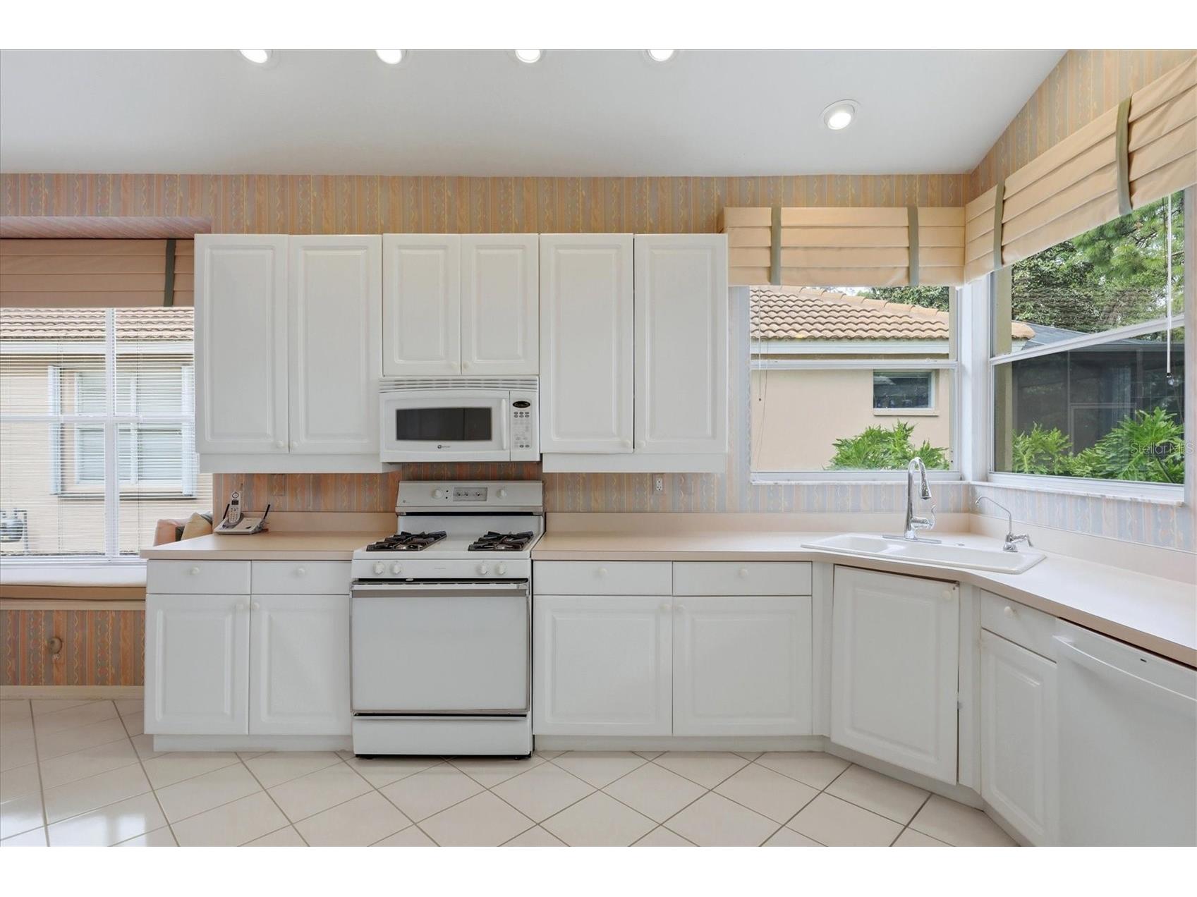 6505 Berkshire Place University Park FL 34201 A4688908 image9