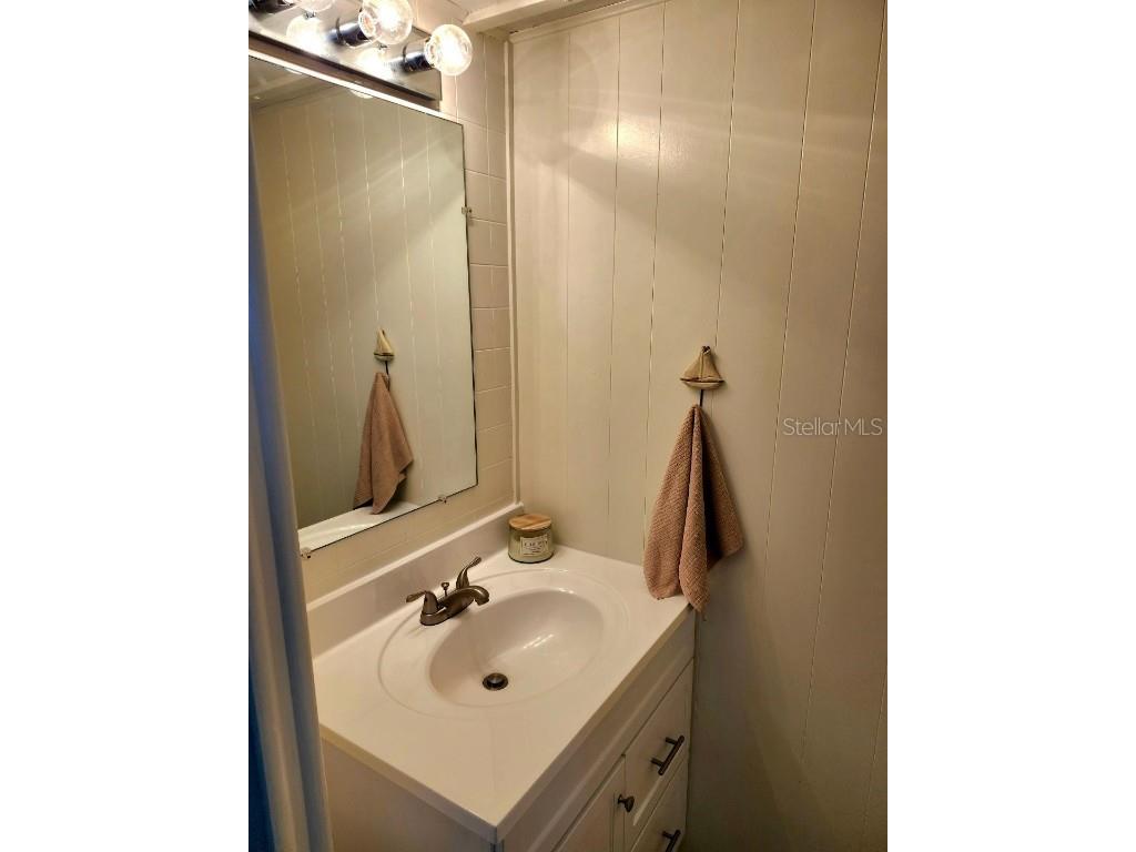 6505 Kansas Street Bradenton FL 34207 - SARASOTA BAY A4670016 image14