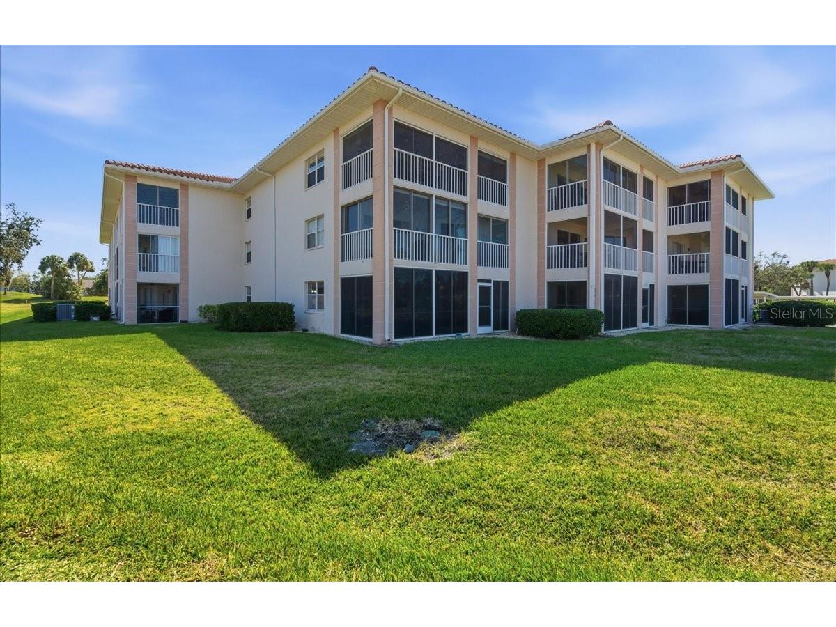 6505 Stone River Road #103 Bradenton FL 34203 A4682179 image1