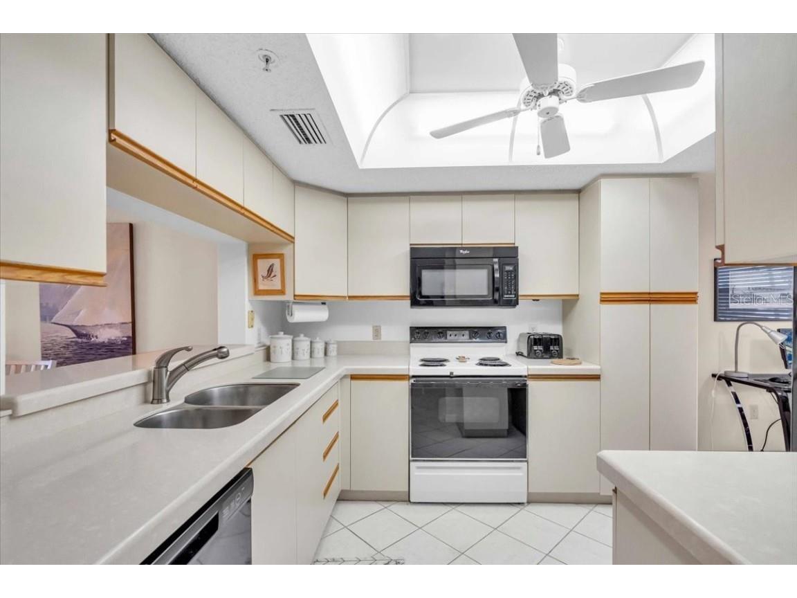 6505 Stone River Road #202 Bradenton FL 34203 A4634631 image9