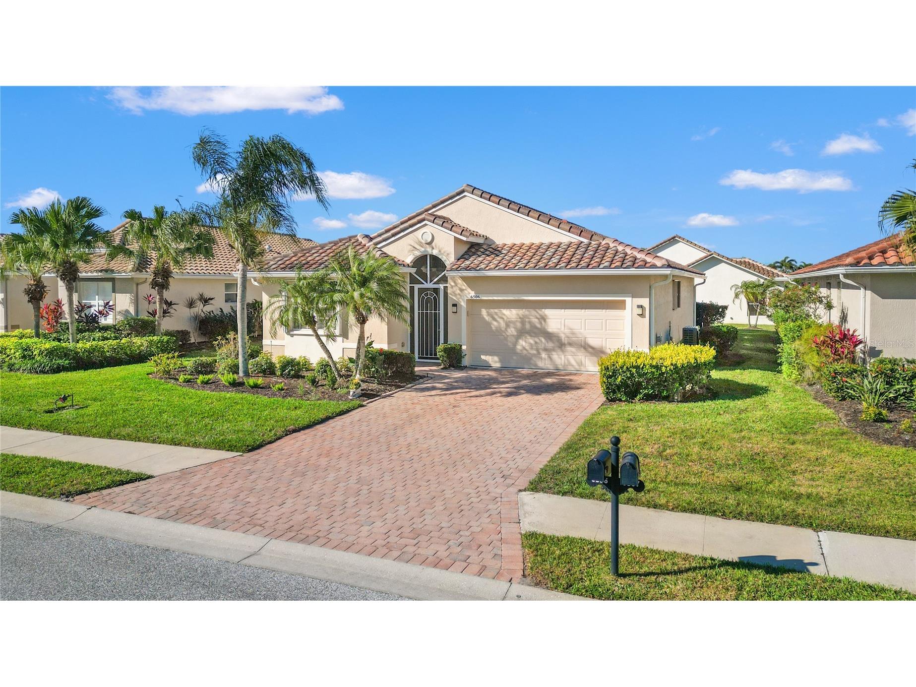 6506 42nd Street E Sarasota FL 34243 A4673884 image1