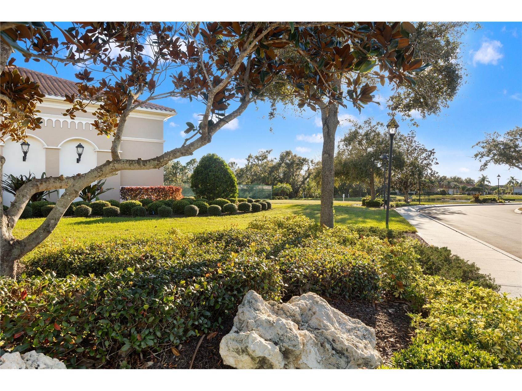 6506 42nd Street E Sarasota FL 34243 A4673884 image57