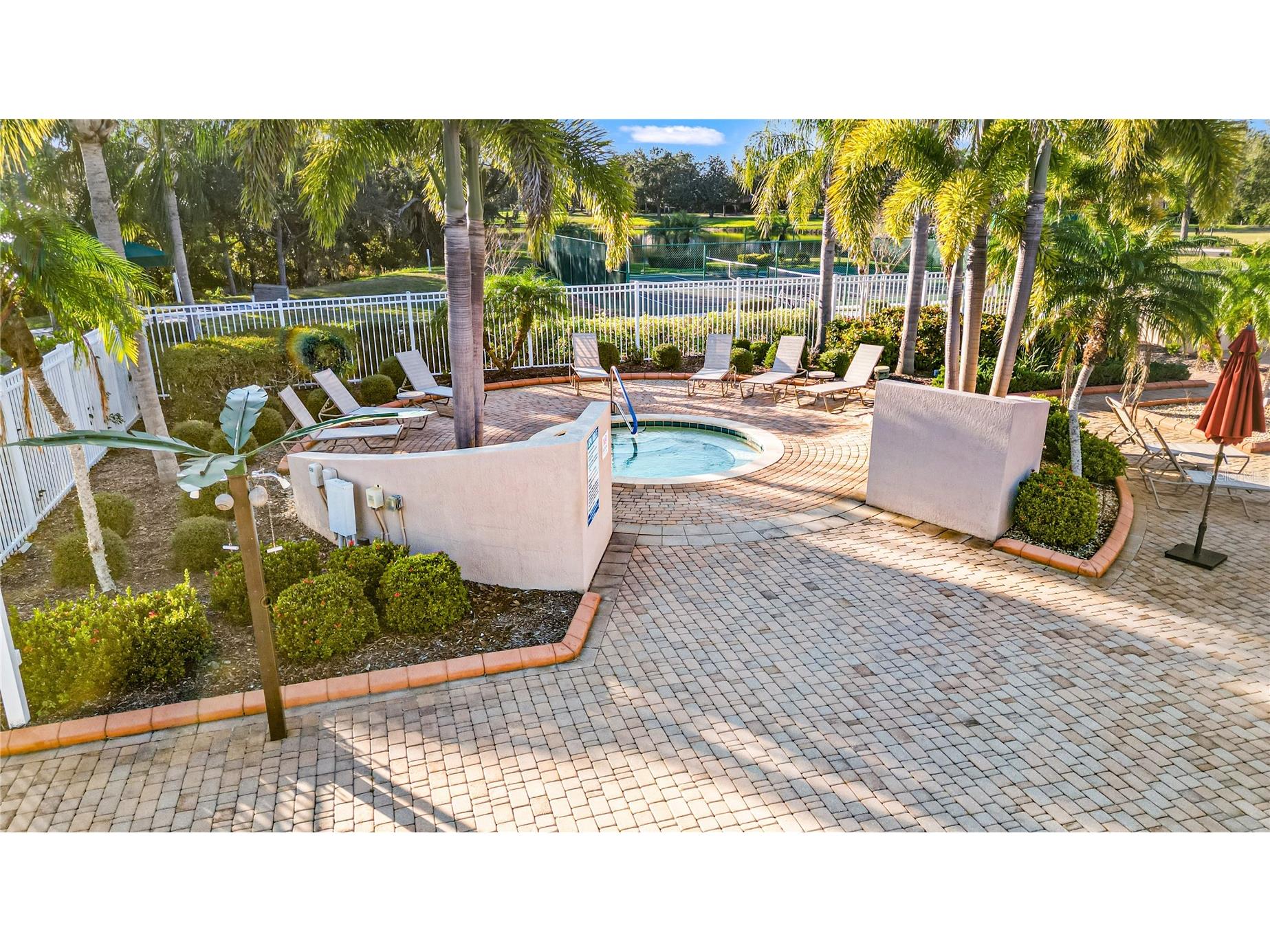 6506 42nd Street E Sarasota FL 34243 A4673884 image60