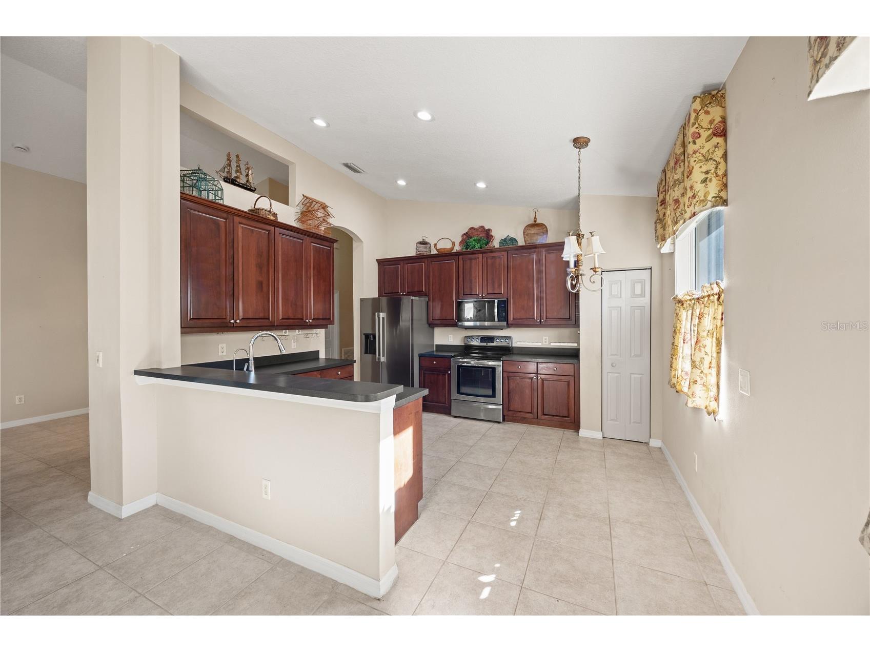 6506 42nd Street E Sarasota FL 34243 A4673884 image9