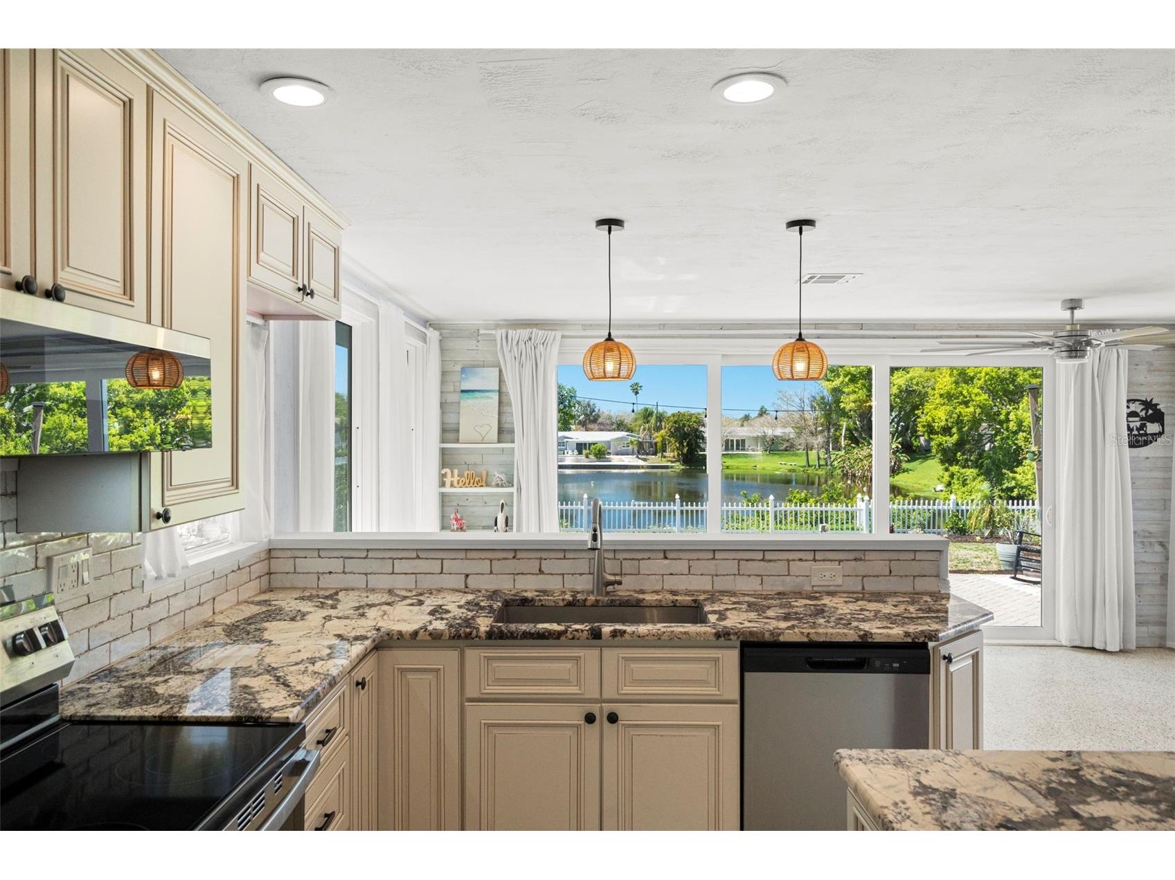 6506 Hillside Avenue Seminole FL 33772 TB8488820 image15