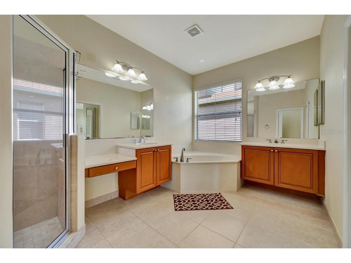 6507 37th Street E Sarasota FL 34243 A4665985 image16