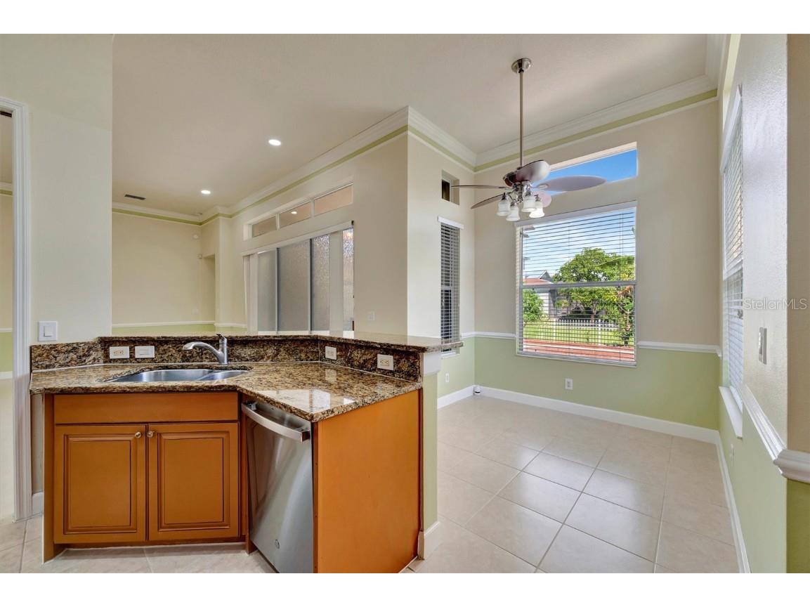 6507 37th Street E Sarasota FL 34243 A4665985 image6