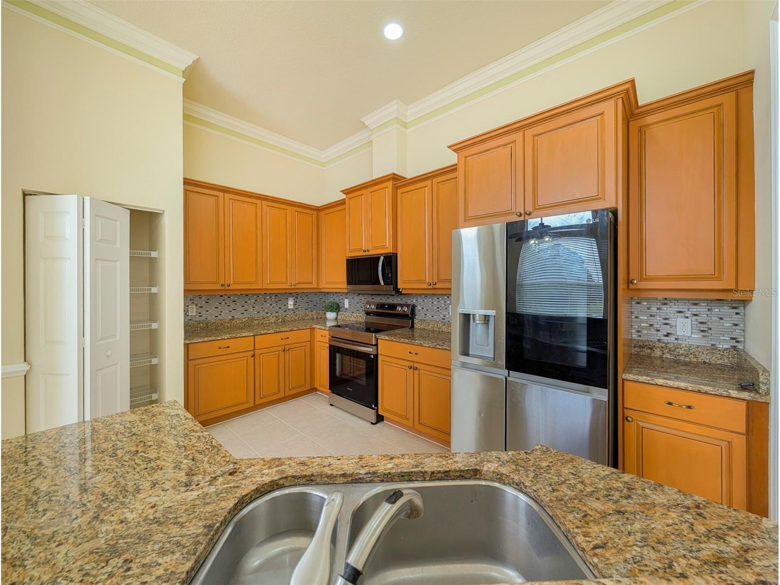 6507 37th Street E Sarasota FL 34243 A4687469 image8