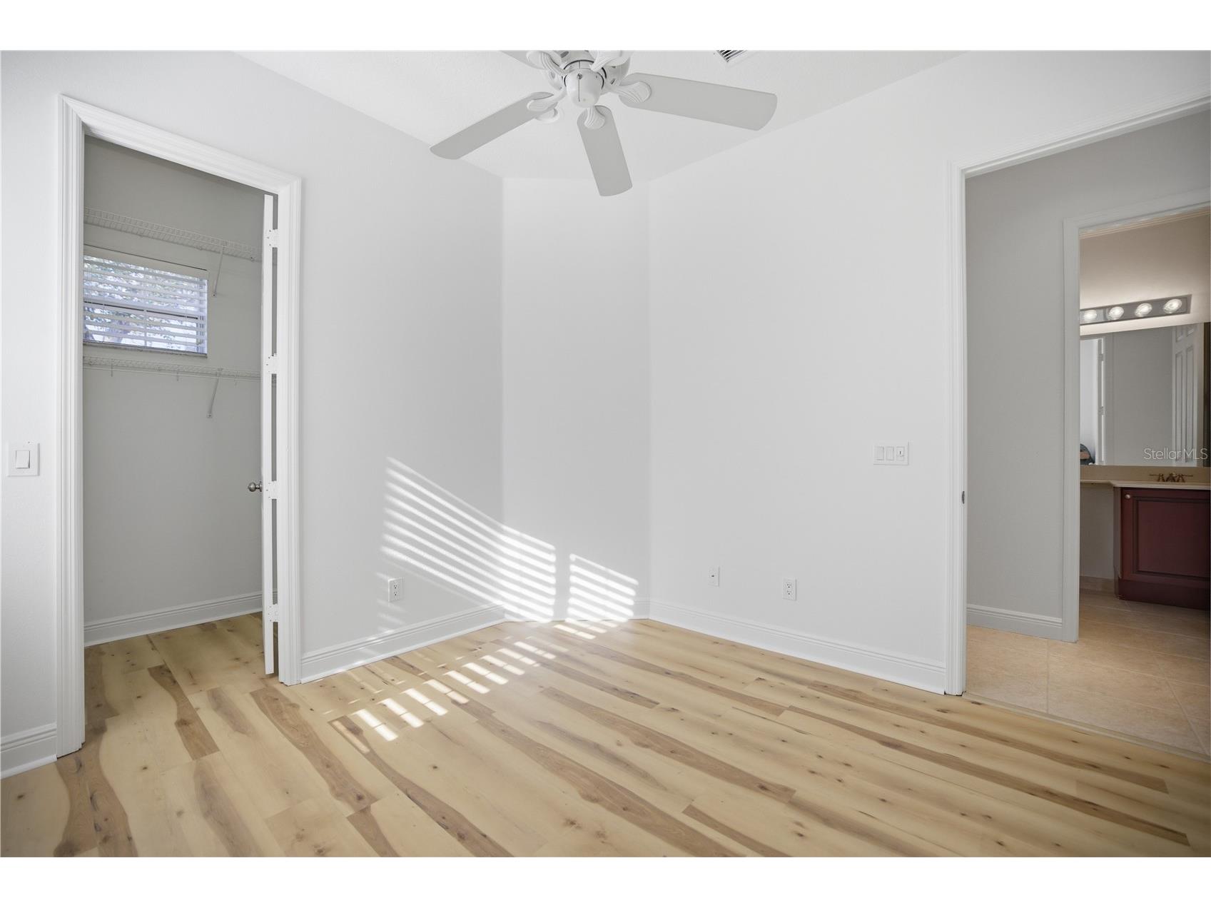 6507 41st Court E Sarasota FL 34243 A4678591 image12