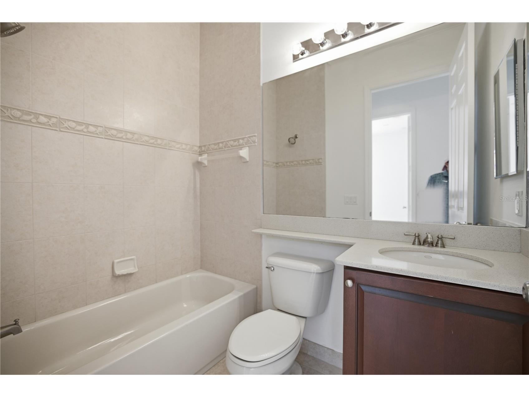 6507 41st Court E Sarasota FL 34243 A4678591 image21