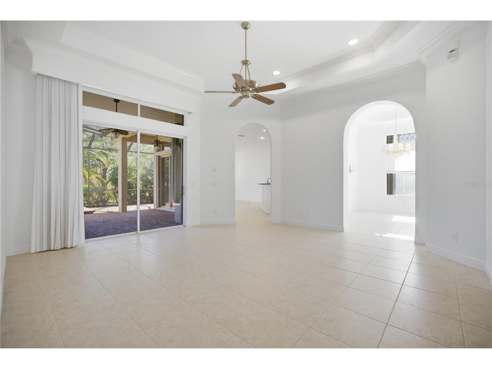 6507 41st Court E Sarasota FL 34243 A4678591 image5