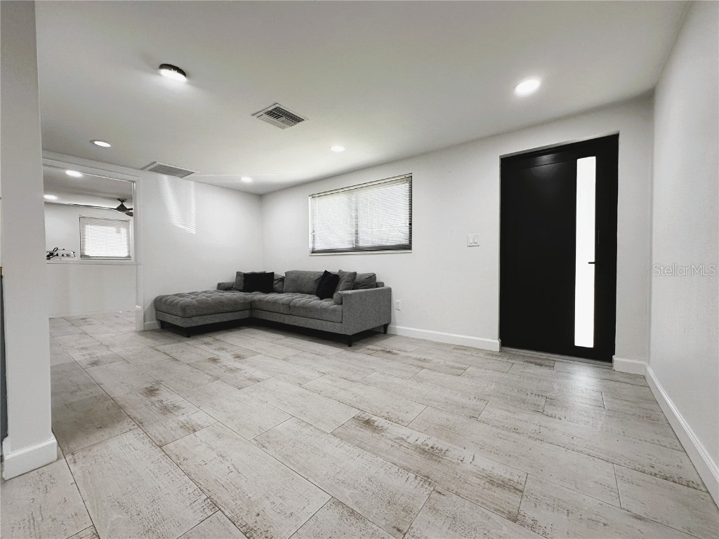 6507 Elliot Drive Tampa FL 33615 TB8442602 image5