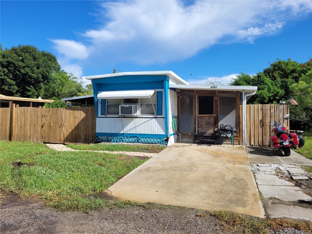 6507 Ginny Drive Port Richey FL 34668 W7874545 image1