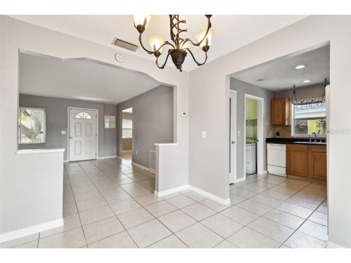 6507 Los Altos Way Tampa FL 33634 TB8448158 image17