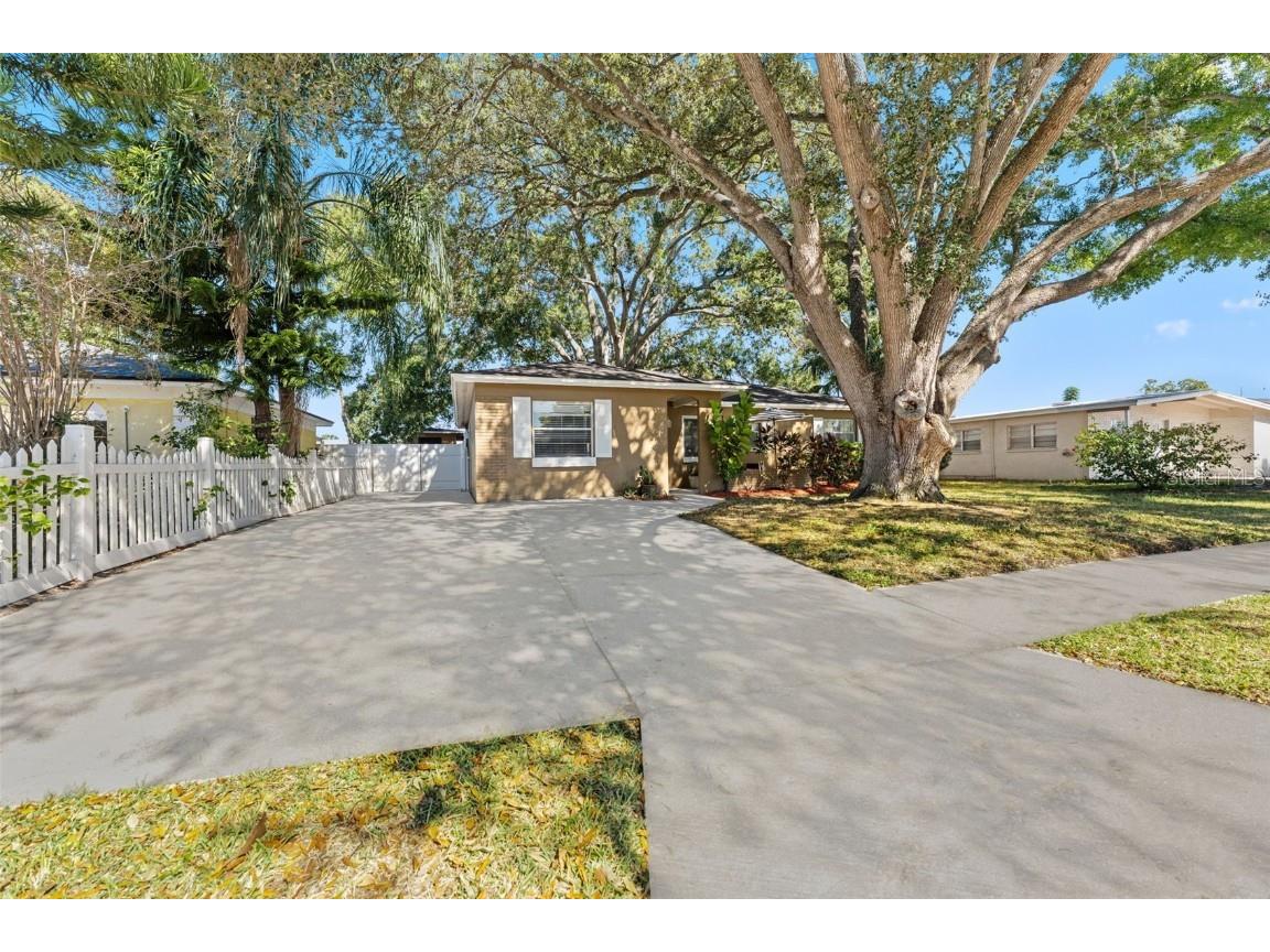 6507 Los Altos Way Tampa FL 33634 TB8448158 image3