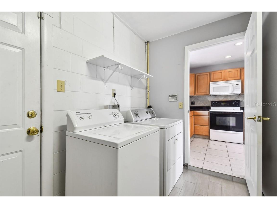 6507 Los Altos Way Tampa FL 33634 TB8448158 image34