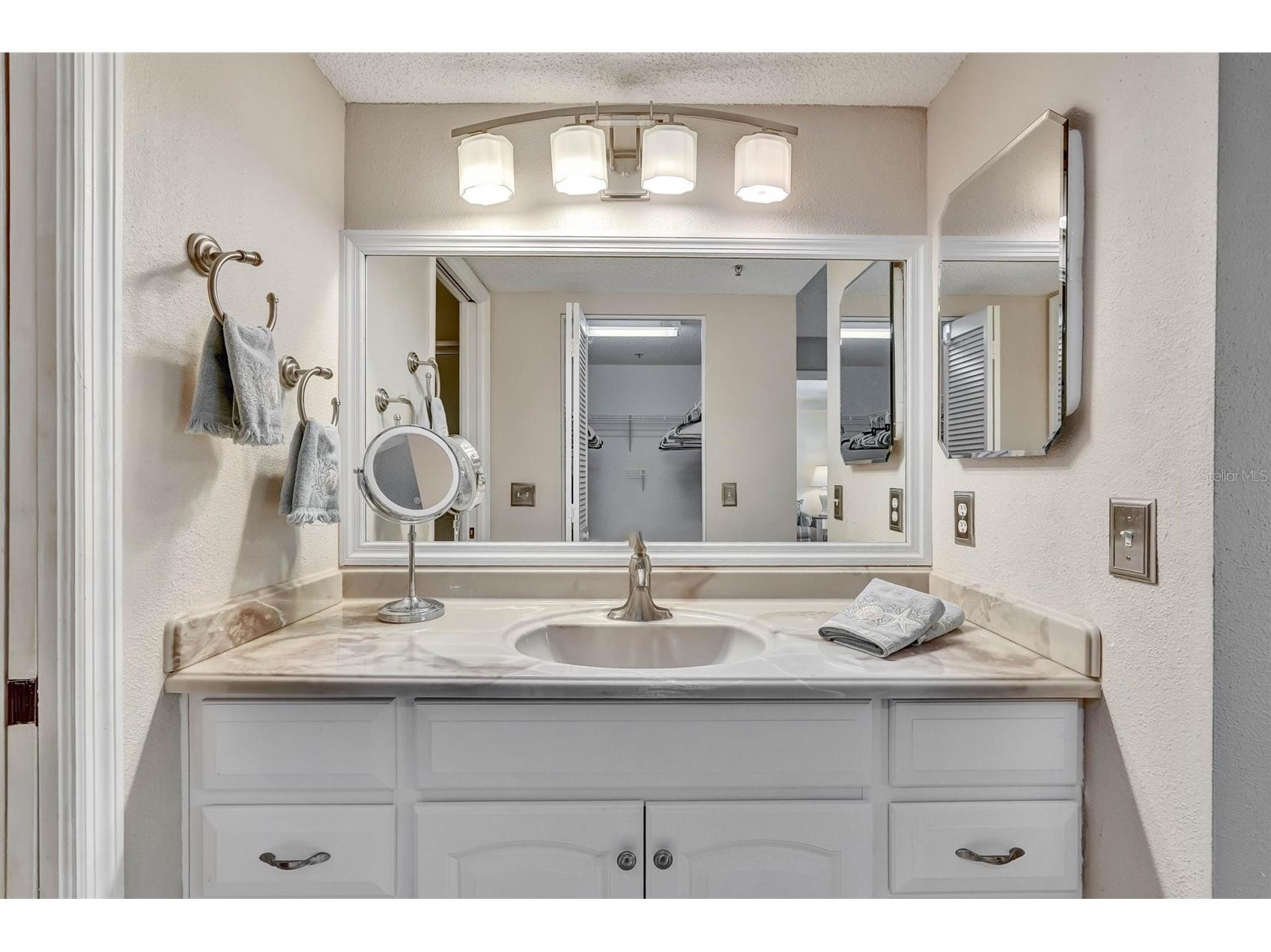 6507 Stone River Road #102 Bradenton FL 34203 A4695657 image27