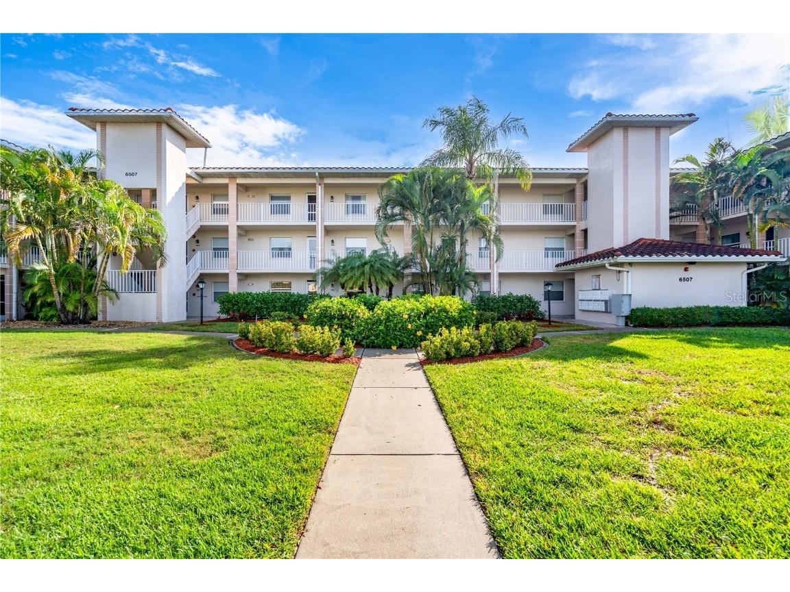 6507 Stone River Road #105 Bradenton FL 34203 A4595728 image1