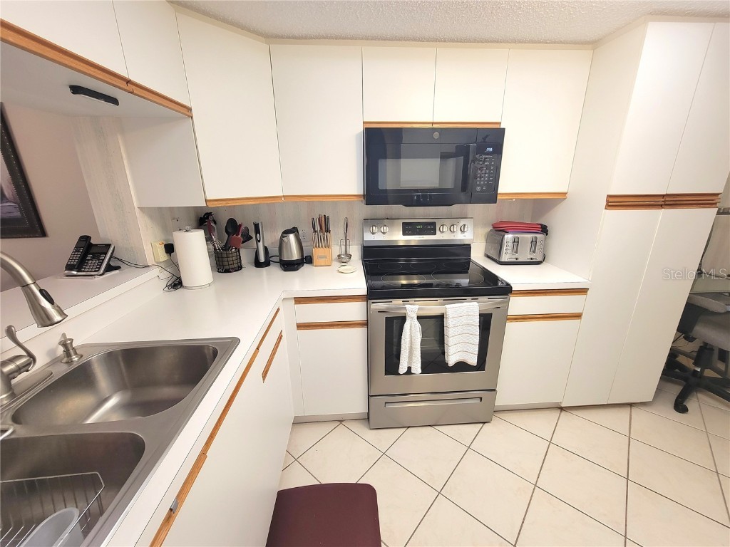 6507 Stone River Road #302 Bradenton FL 34203 A4657394 image16