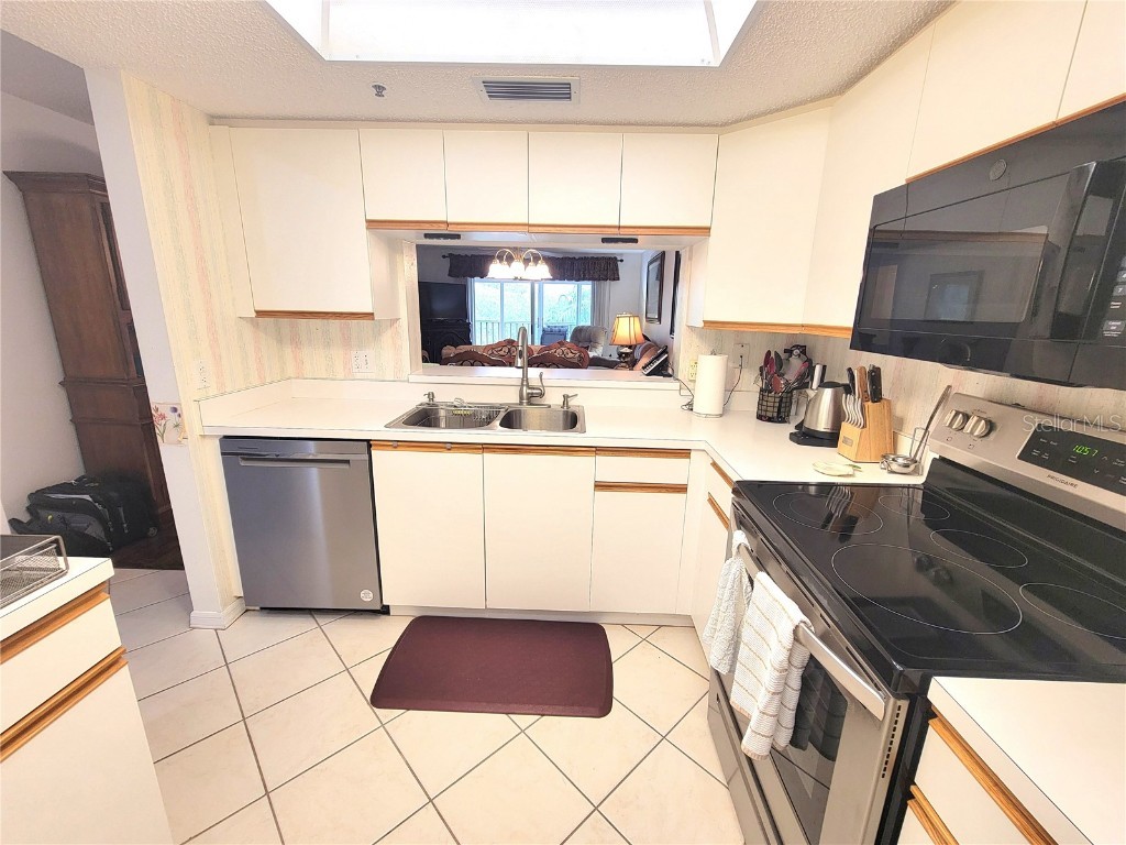 6507 Stone River Road #302 Bradenton FL 34203 A4657394 image17