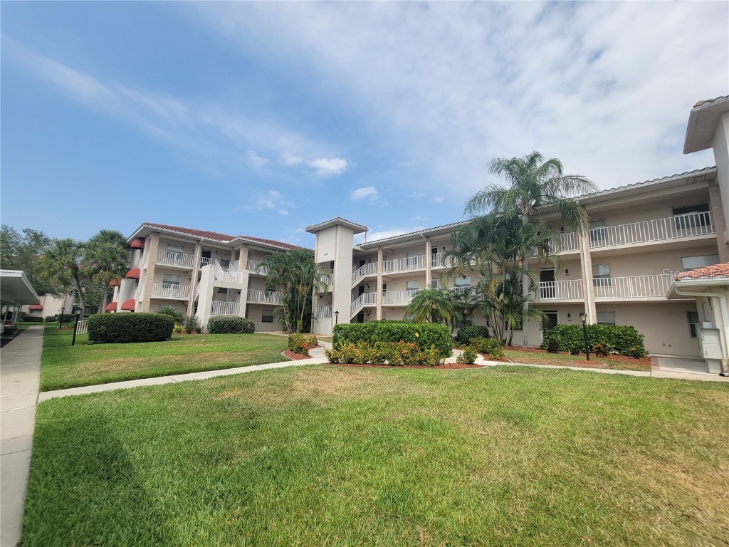 6507 Stone River Road #302 Bradenton FL 34203 A4657394 image3
