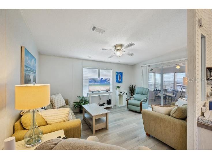 6507 Washington Street Bradenton FL 34207 A4649347 image10