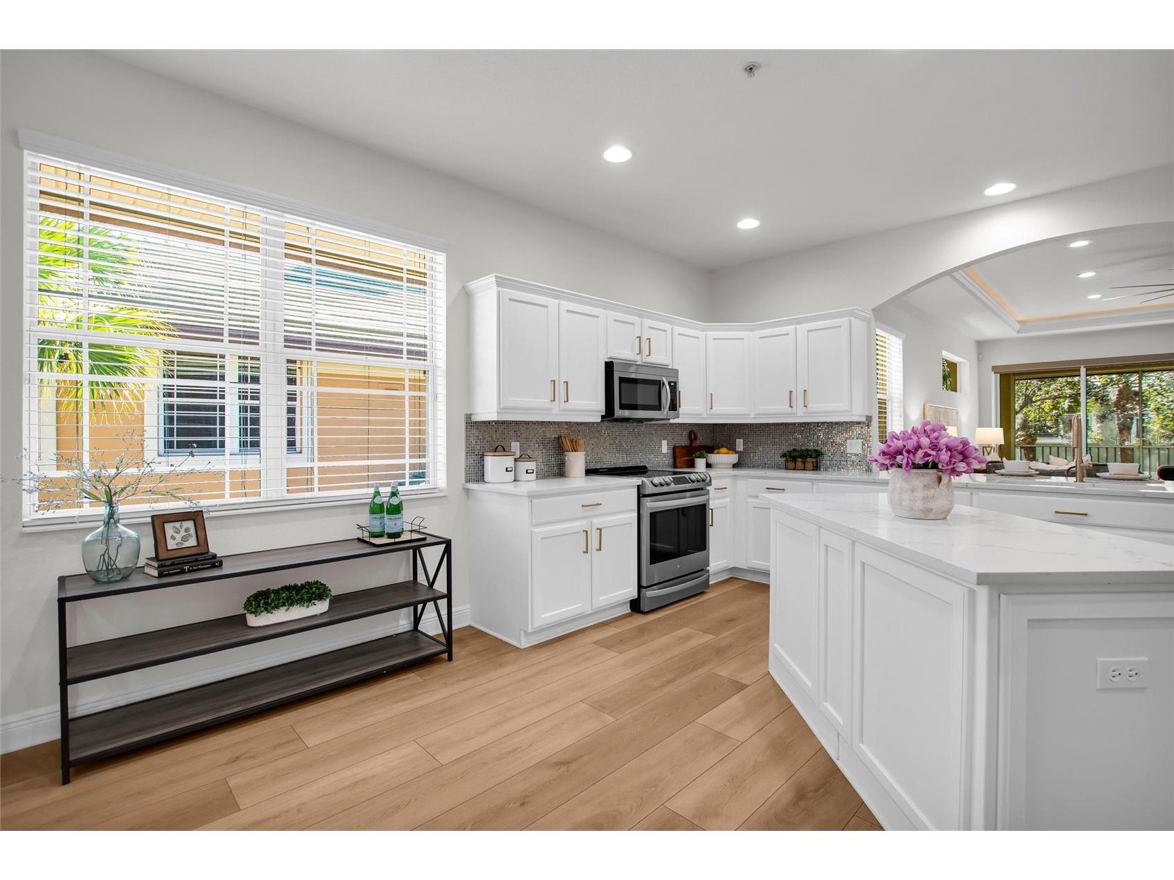 6508 Moorings Point Circle #201 Lakewood Ranch FL 34202 - LAKE UIHLEIN A4683844 image11